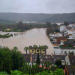 Imagen de la localidad gaditana de San Mart&iacute;n del Tesorillo y su entorno pr&oacute;ximo inundado tras el paso de la borrasca Leonardo. (Foto: Francisco J. Olmo - Europa Press)