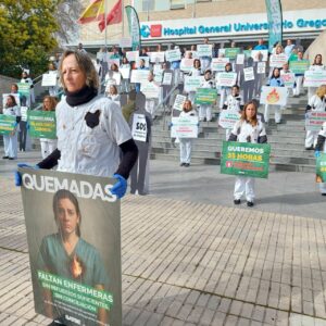 Imagen de una protesta de enfermeras de Madrid. (Foto: SATSE)