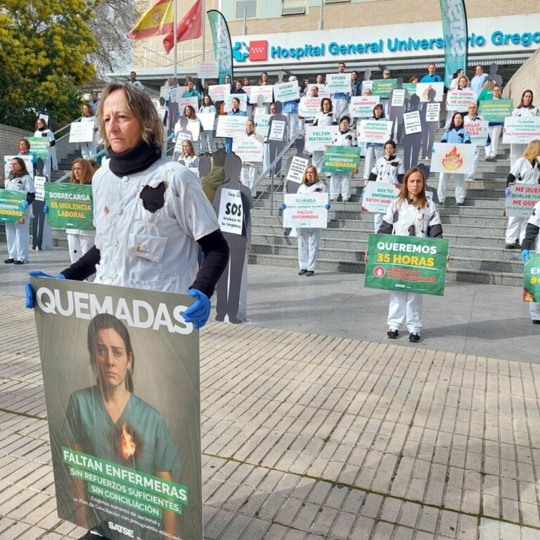Imagen de una protesta de enfermeras de Madrid. (Foto: SATSE)