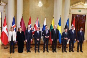 L&iacute;deres de la JEF en una cumbre celebrada en Helsinki - Europa Press/Contacto/Marina Takimoto