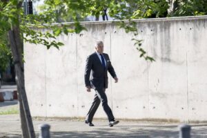 El extesorero del PP, Luis B&aacute;rcenas, a su llegada a la Audiencia Nacional. (Foto: Alberto Ortega - Europa Press)