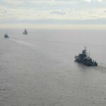 Buques militares en el estrecho de Ormuz - Europa Press/Contacto/Iranian Army Office