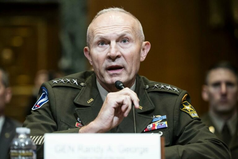 El hasta ahora jefe del Estado Mayor del Ej&eacute;rcito de EEUU, el general Randy George (Foto: Europa Press/Contacto/Michael Brochstein)