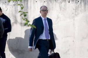 El inspector jefe de la Unidad de Delincuencia Econ&oacute;mica y Fiscal (UDEF) de la Polic&iacute;a Nacional, Manuel Morocho, a su llegada a la Audiencia Nacional. (Foto: Alberto Ortega - Europa Press)