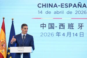 El presidente del Gobierno, Pedro S&aacute;nchez, durante su visita a China. (Foto: Pool Moncloa/Borja Puig de la Bellacasa)