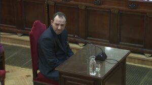 El hijo del exministro Jos&eacute; Luis &Aacute;balos, V&iacute;ctor &Aacute;balos, durante su declaraci&oacute;n como testigo en el juicio del Supremo por la presunta trama de mascarillas. (Foto: Tribunal Supremo / Europa Press).