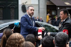 El empresario V&iacute;ctor de Aldama a su llegada al Tribunal Supremo. (Foto: Fernando S&aacute;nchez - Europa Press)