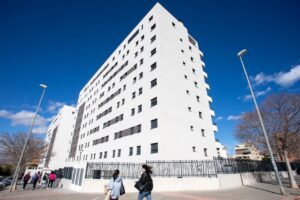 Imagen de archivo del Residencial Les Naus, en la Playa de San Juan, Alicante. (Foto: Joaqu&iacute;n Reina - Europa Press &ndash; Archivo)
