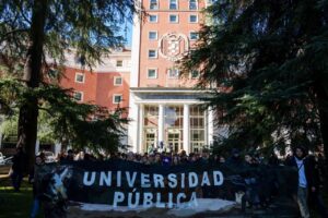 Manifestaci&oacute;n en defensa de la Universidad P&uacute;blica (Foto: Matias Chiofalo - Europa Press)