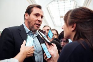 Imagen de archivo del ministro de Transporte y Movilidad Sostenible, &Oacute;scar Puente. (Foto: Gabriel Luengas - Europa Press)