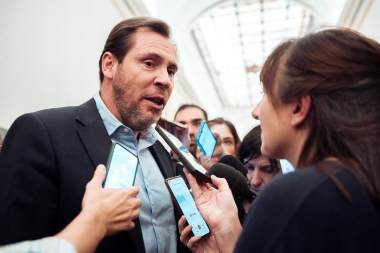Imagen de archivo del ministro de Transporte y Movilidad Sostenible, &Oacute;scar Puente. (Foto: Gabriel Luengas - Europa Press)