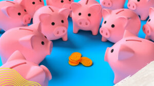 Cerditos de ahorro rodeando monedas en un fondo azul